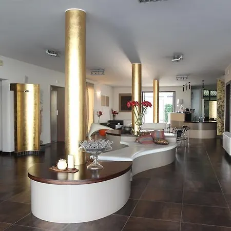 Onemhotel 4*